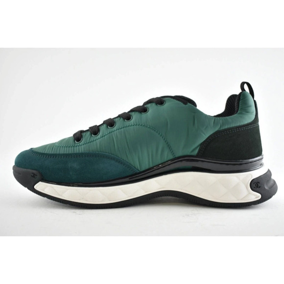 Chanel 21A Mens Green Black White CC Logo Lace Up Low Top Trainer Sneaker 44 11 - Picture 7 of 9